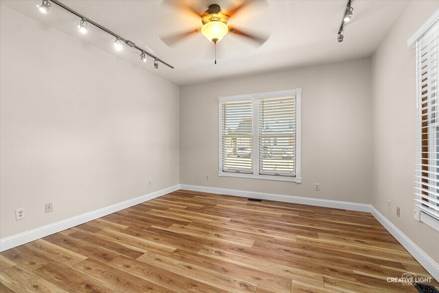 More Photos Of 101 W Church St, Sandwich Office For Sale