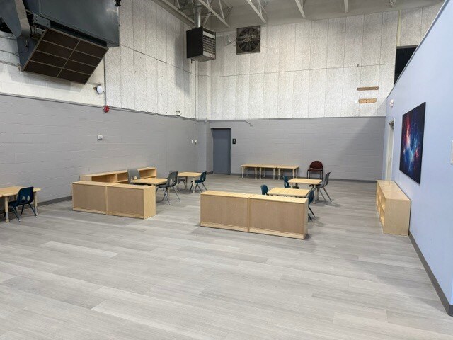 More Photos Of 1015 W Indiana St, Evansville Office For Lease