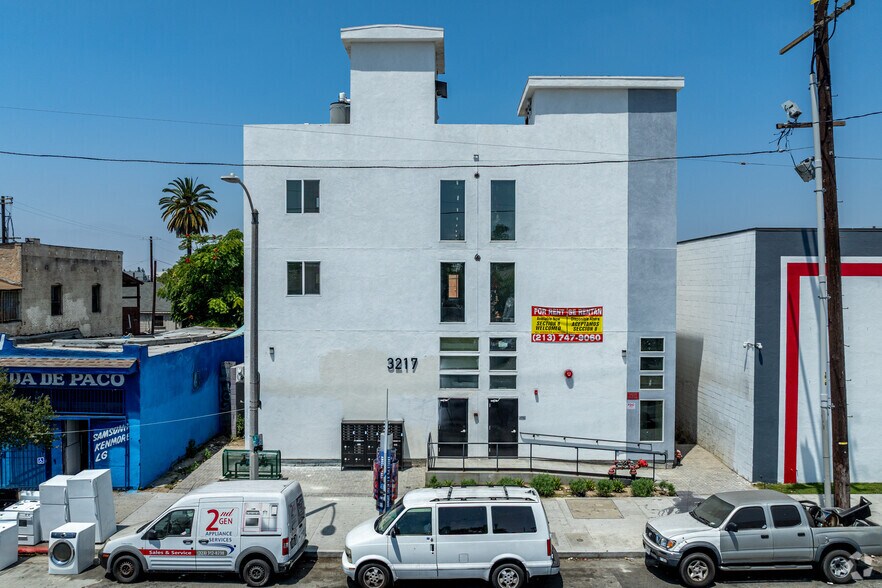 More Photos Of 3217 S Central Ave, Los Angeles Apartments For Sale