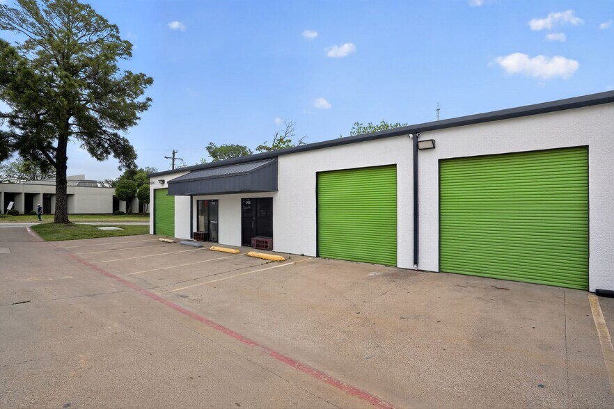 More Photos Of 1000 Harrison Ave, Arlington Unknown For Lease