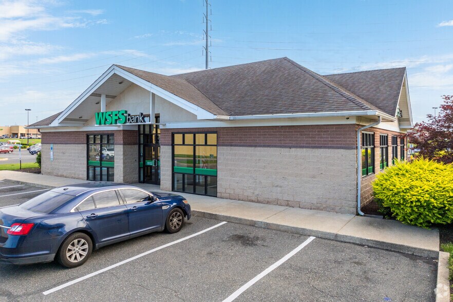 More Photos Of 1530-1578 Chester Pike, Eddystone Unknown For Lease