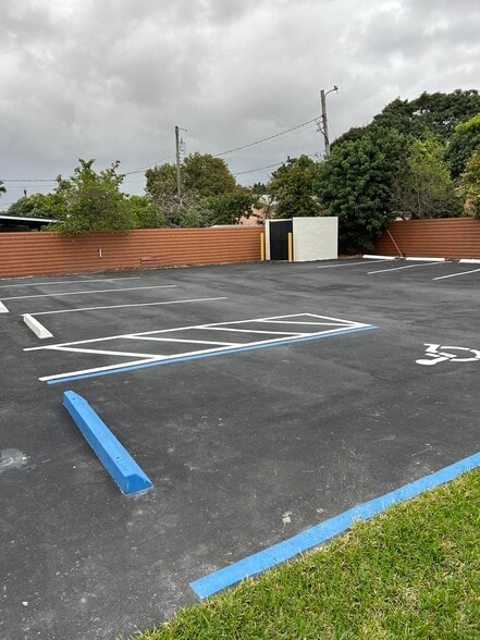 More Photos Of 3521 E 4th Ave, Hialeah Daycare Center For Sale