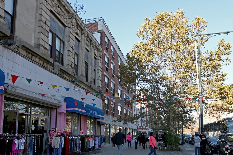 More Photos Of 133 Lenox Ave, New York Apartments For Lease