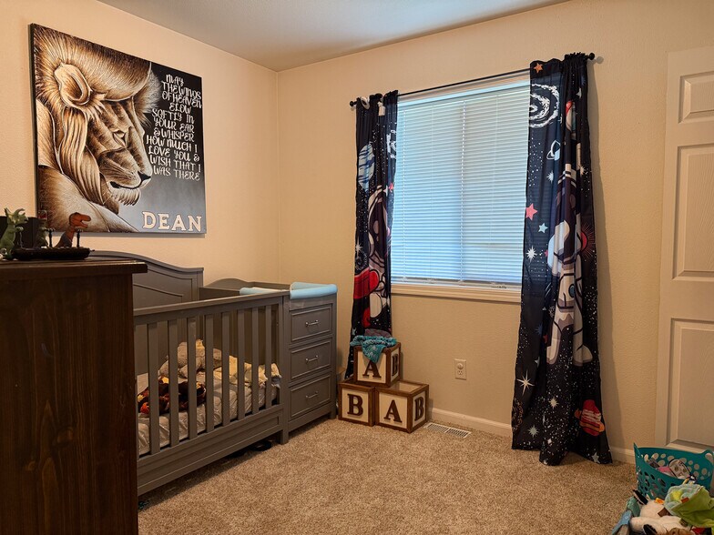 More Photos Of 3010 Elm St, Baker City Apartments For Sale