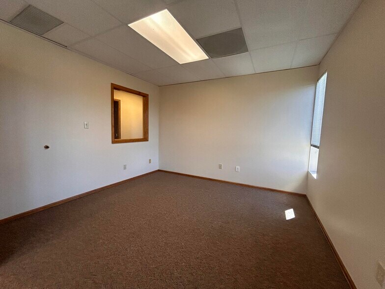 More Photos Of 1925 Dominion Way, Colorado Springs Office For Lease