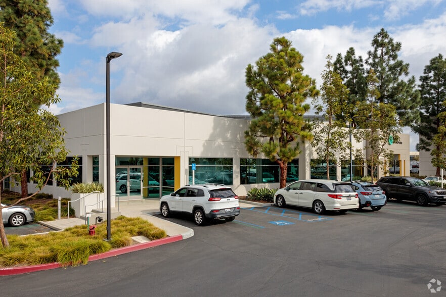 More Photos Of 15251 Alton Pky, Irvine Research And Development For Lease