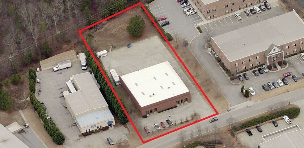 More Photos Of 5078 Bristol Industrial Way, Buford Warehouse For Lease