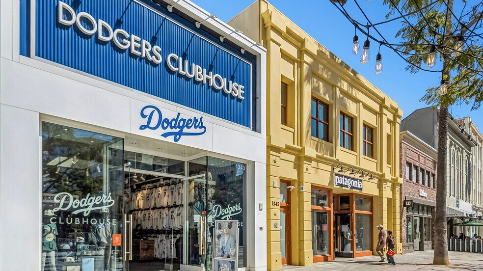 More Photos Of 1343-1349 3rd Street Promenade, Santa Monica Storefront For Sale