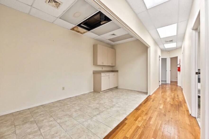 More Photos Of 2345 65th St, Brooklyn Storefront Retail Office For Sale