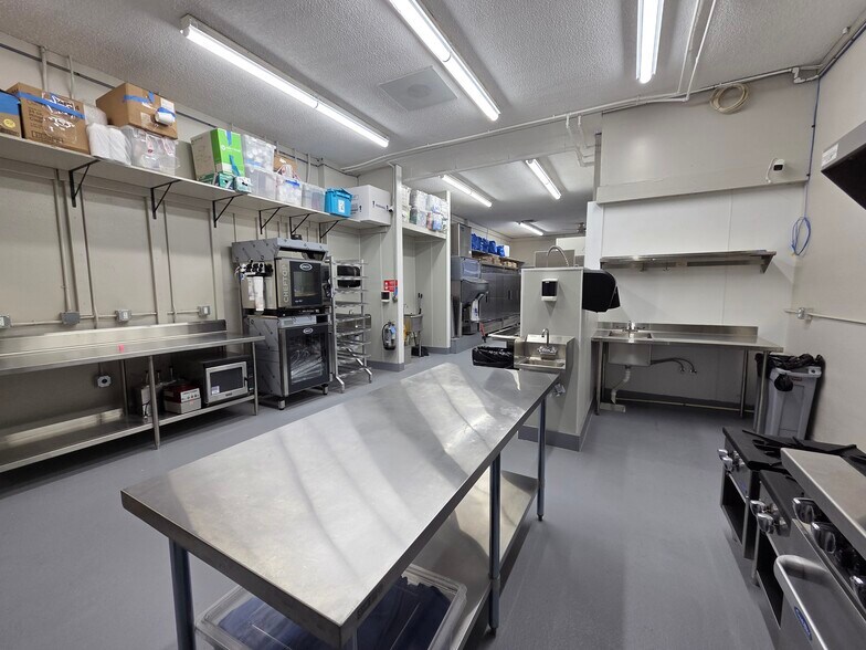 More Photos Of 215-225 N Main St, Mount Angel Freestanding For Sale