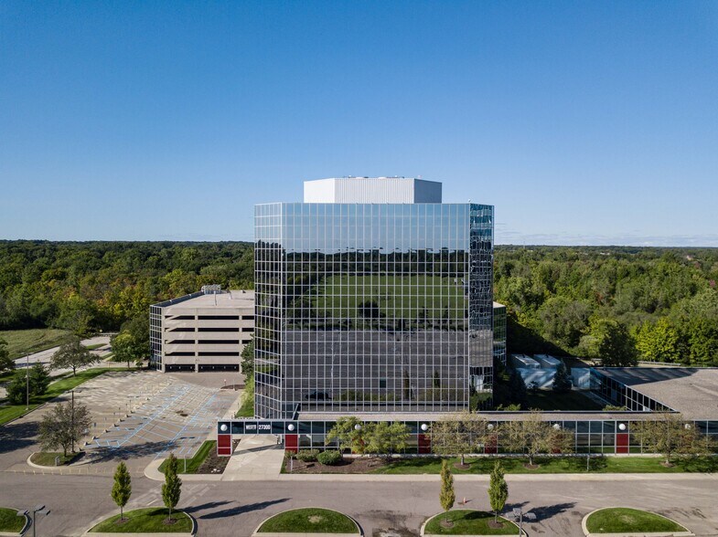 More Photos Of 27350 W 11 Mile Rd, Southfield Unknown For Lease