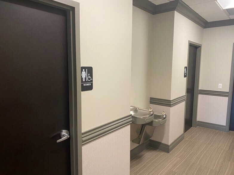 More Photos Of 1605 Medical Center Pky, Murfreesboro Medical For Lease