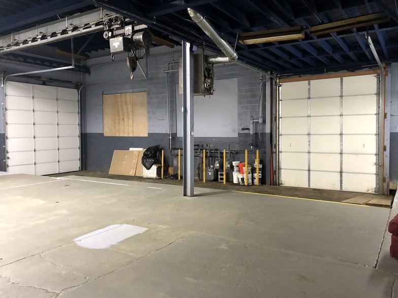 More Photos Of 175 Hague St, Rochester Warehouse For Lease
