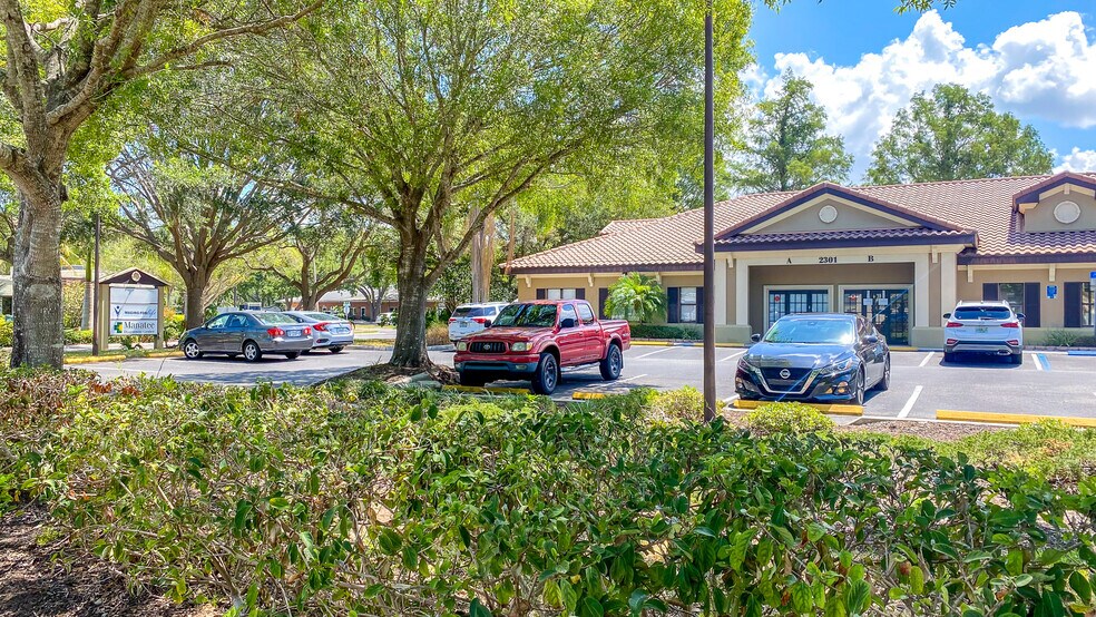 More Photos Of 2301 60th St, Bradenton Medical For Lease