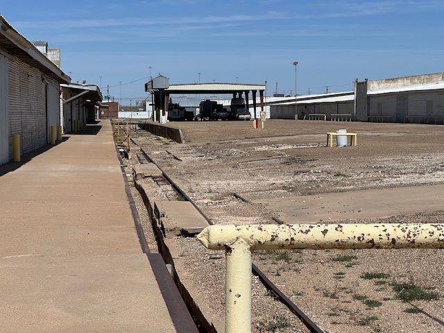 More Photos Of 2411 Avenue E, Lubbock Industrial For Sale