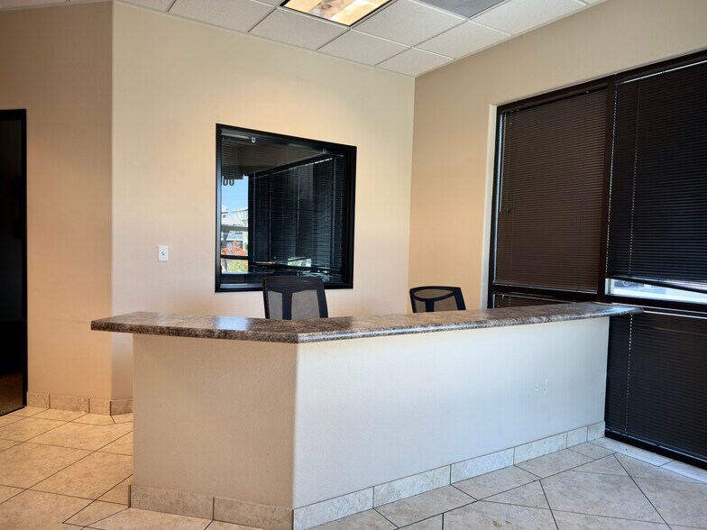 More Photos Of 5580 S Fort Apache Rd, Las Vegas Office For Lease