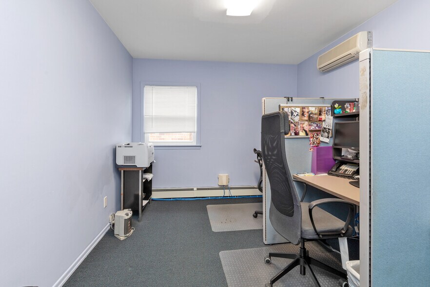 More Photos Of 25-31-25-33 Francis Lewis Blvd, Flushing Office Residential For Sale