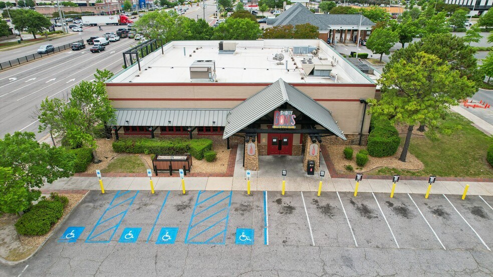 Primary Photo Of 4590 Virginia Beach Blvd, Virginia Beach Restaurant For Lease