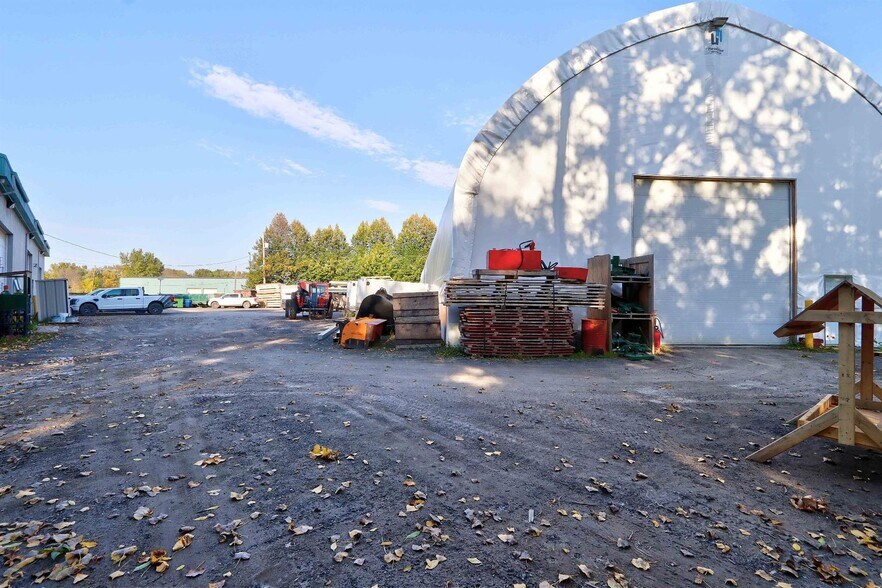More Photos Of 680 Av Jean-Demers, Bécancour Industrial For Lease