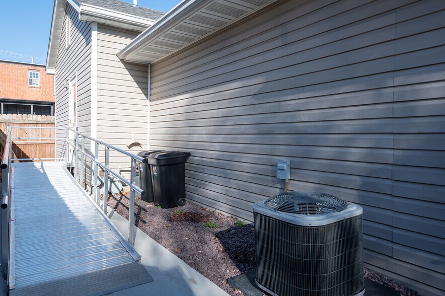 More Photos Of 213 E Market St, Troy Office For Sale