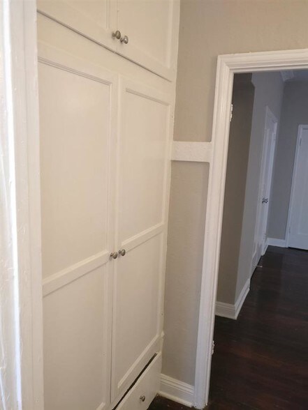 More Photos Of 745 S Normandie Ave, Los Angeles Apartments For Sale