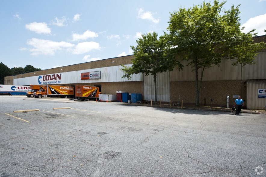 More Photos Of 7280 Graham Rd, Fairburn Distribution For Lease