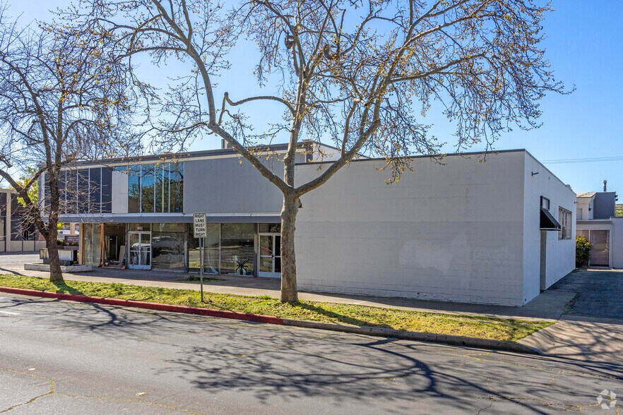 More Photos Of 602 W 20th St, Merced Medical For Lease