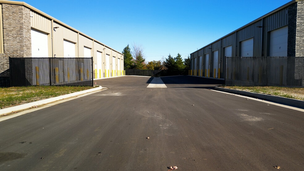 More Photos Of 21013 Floyd St, Bucyrus Self Storage For Sale