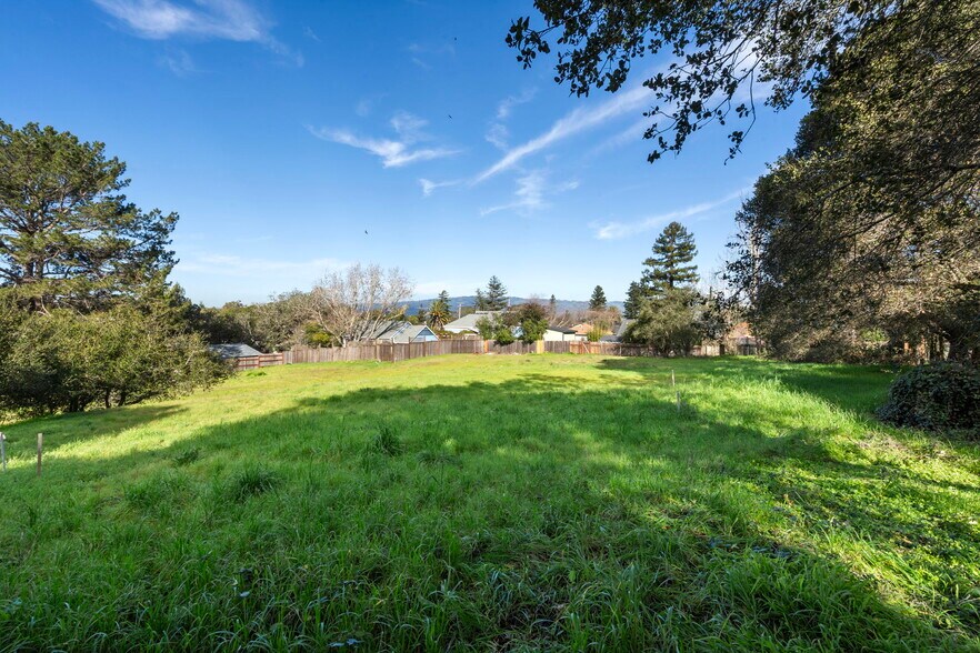 More Photos Of 495 Cherry St, Petaluma Land For Sale