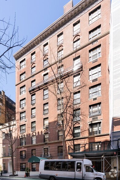 More Photos Of 45 E 62nd St, New York Apartments For Sale