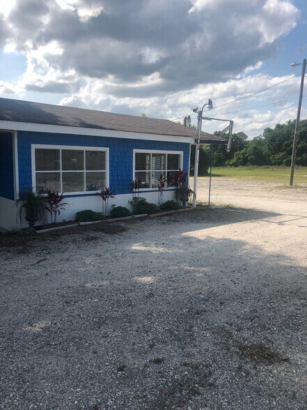 More Photos Of 10405 US Highway 301, Dade City Storefront Retail Office For Sale