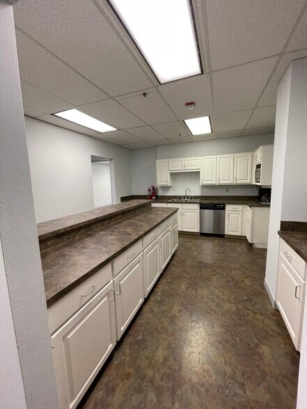 More Photos Of 1903-1907 Ascension Blvd, Arlington Medical For Lease