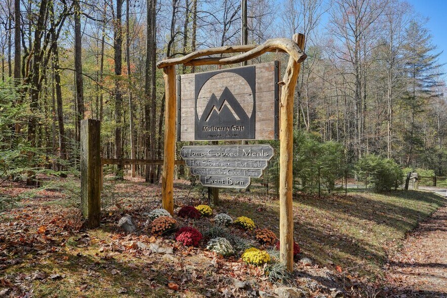 More Photos Of 400 Mulberry Gap Rd, Ellijay Hospitality For Sale