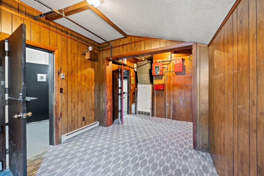 More Photos Of 50 Pleasant St, Norton Storefront Retail Office For Lease