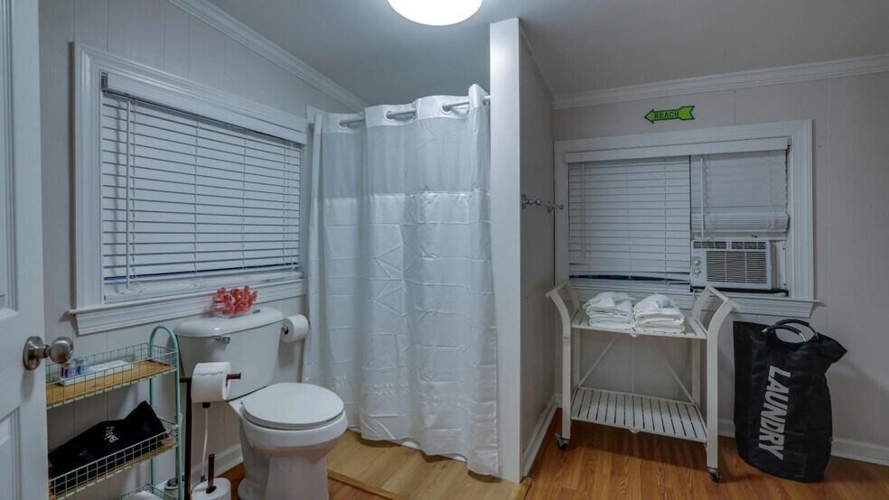 More Photos Of 15 15th St, Tybee Island Specialty For Sale