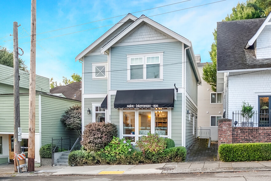 Primary Photo Of 407 W Galer St, Seattle Freestanding For Sale