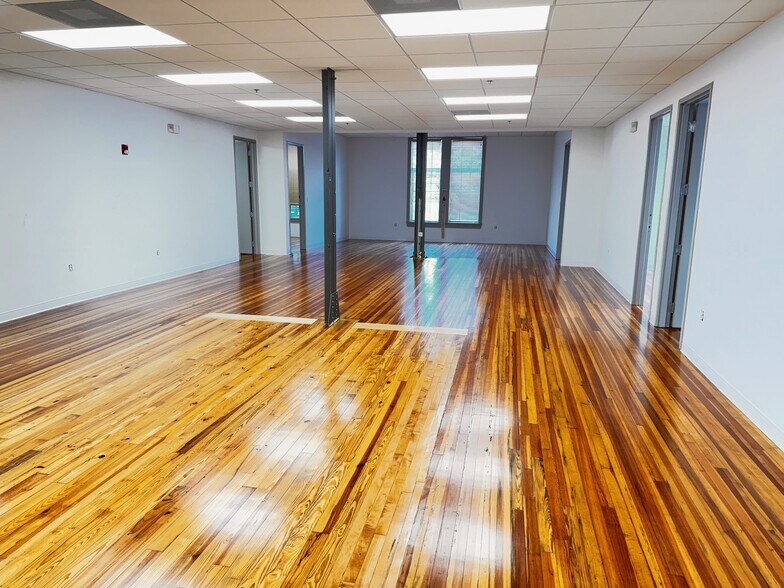 More Photos Of 312 Clematis St, West Palm Beach Loft Creative Space For Sale