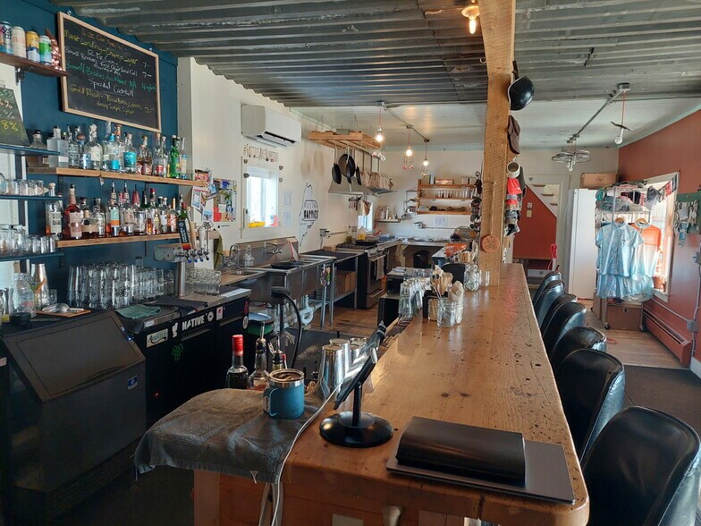 More Photos Of 268 Main St, Kingfield Restaurant For Sale