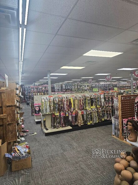 More Photos Of 3627 Mercer University Dr, Macon-Bibb Freestanding For Lease