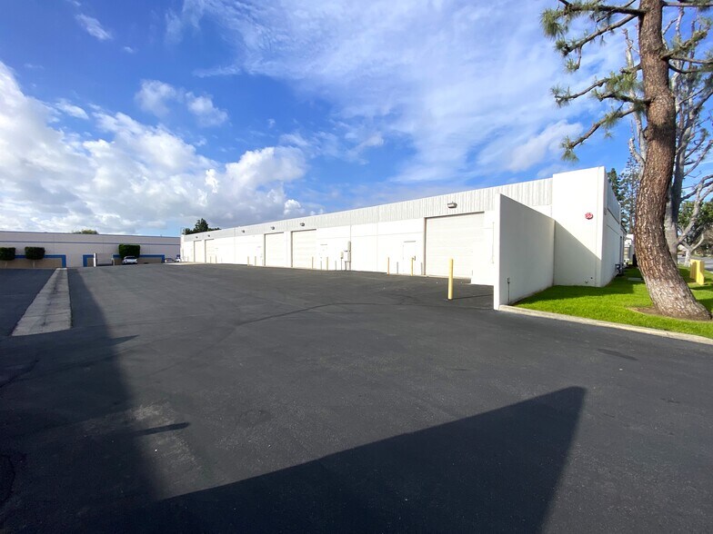 More Photos Of 450 Apollo St, Brea Warehouse For Sale