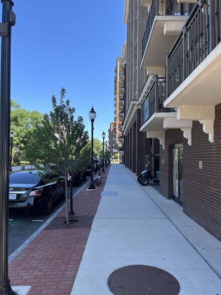 More Photos Of 106 N Water St, Wilmington Apartments For Sale