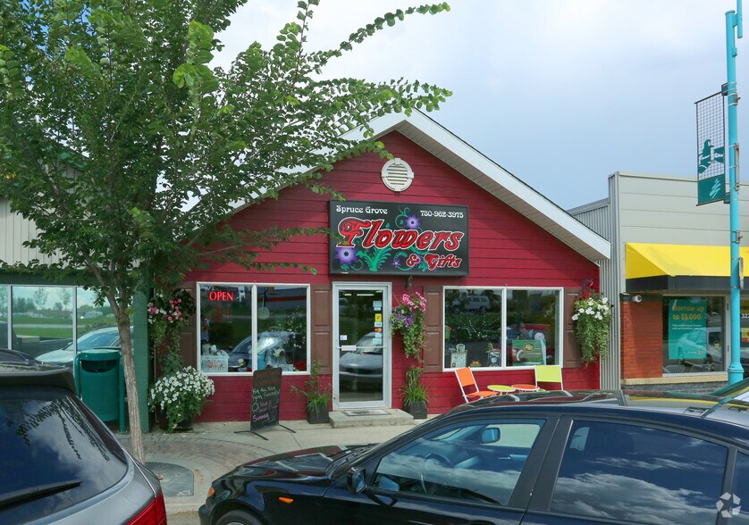 More Photos Of 321 First Ave, Spruce Grove Storefront For Sale