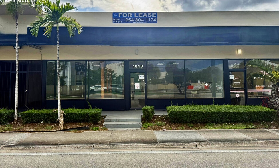 Primary Photo Of 1018 N Miami Beach Blvd, North Miami Beach General Retail For Lease