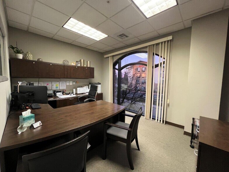 More Photos Of 930 Executive Way, Redding Office For Sale