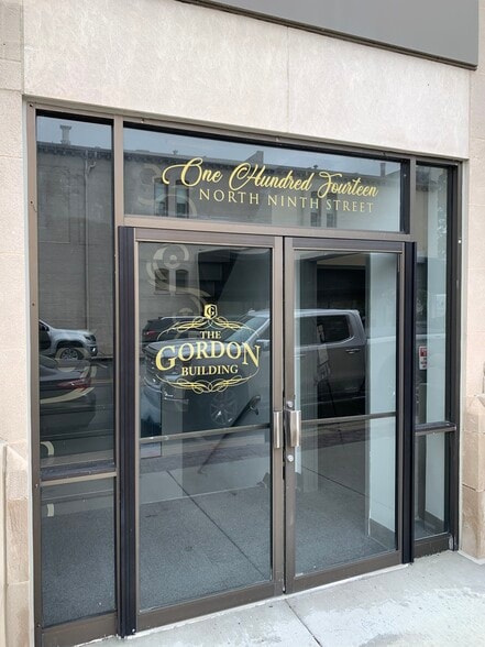 More Photos Of 110-114 N 9th St, Noblesville Storefront Retail Office For Lease