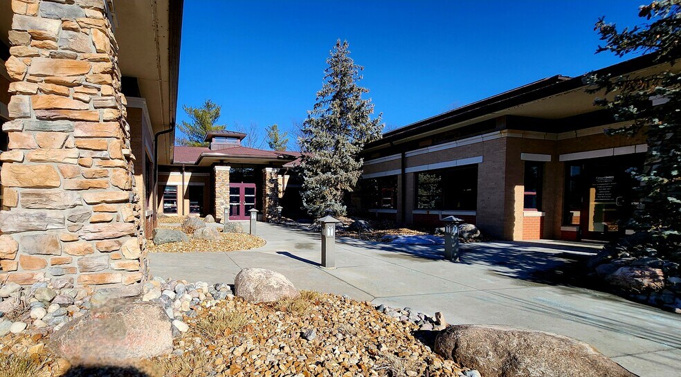 More Photos Of 8700 Executive Woods Dr, Lincoln Office For Lease