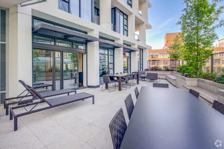 More Photos Of 1281 Hornby St, Vancouver Office Residential For Sale