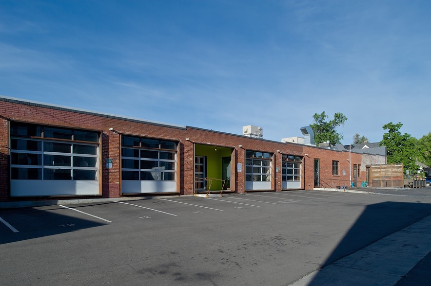 More Photos Of 3316 Tejon St, Denver Storefront Retail Office For Lease