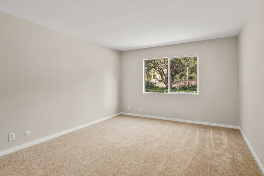 More Photos Of 401 Pine St, Mill Valley Apartments For Sale