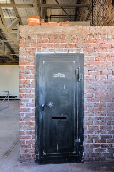 More Photos Of 121 E Buchanan St, Phoenix Loft Creative Space For Sale